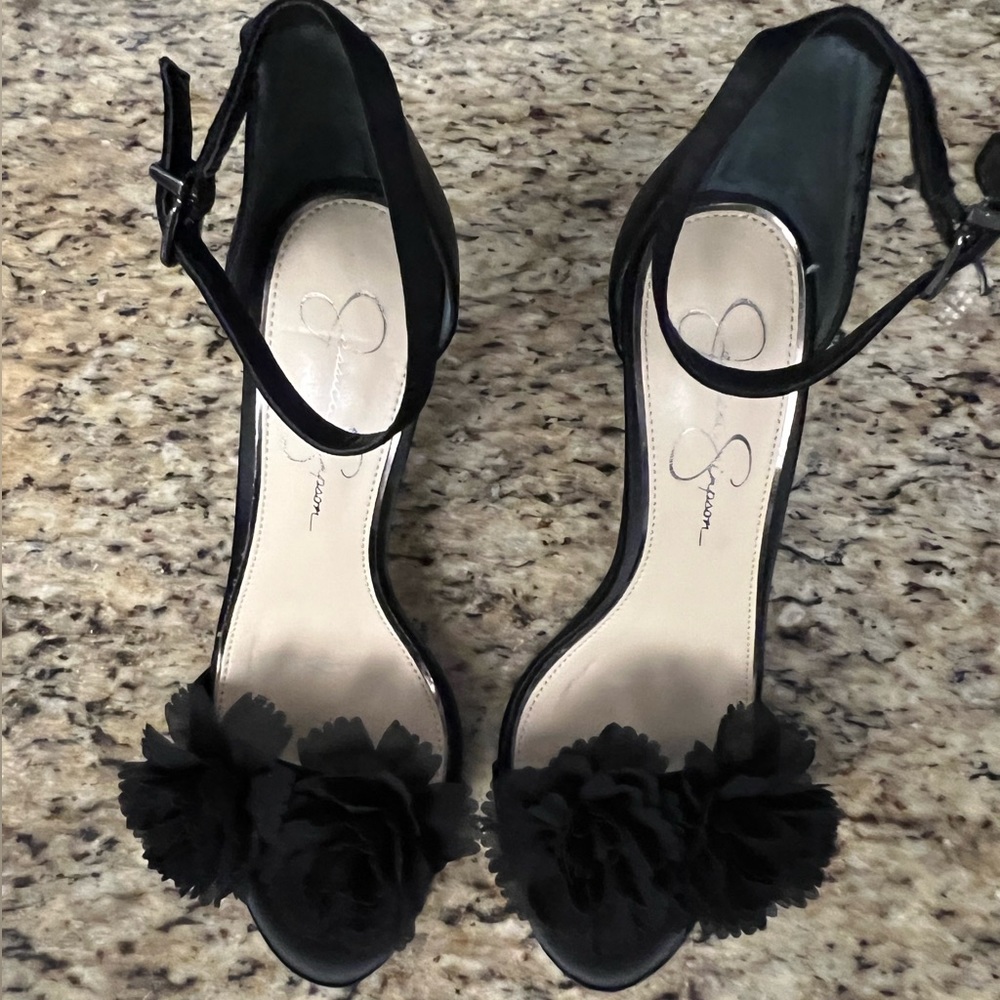 💫Jessica Simpson Heels 💫 - Picture 3 of 4